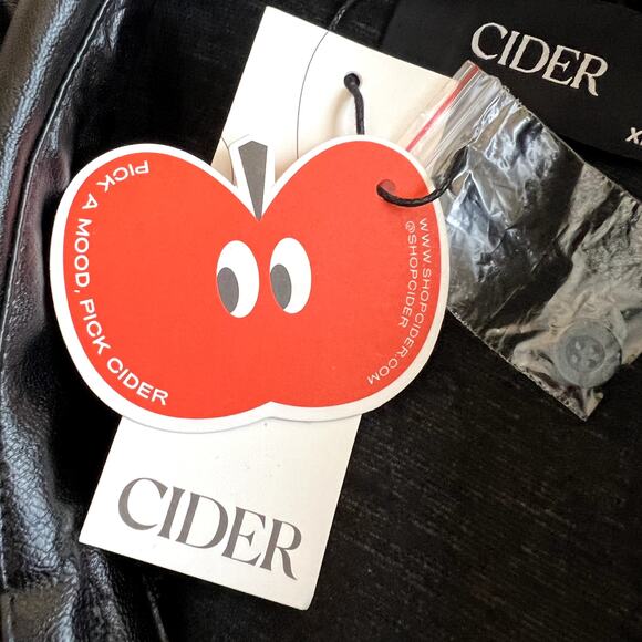 Cider Basic Jacket Women XL Black Rocker Classic Winter Fall New Gift Coat Biker - Picture 8 of 8